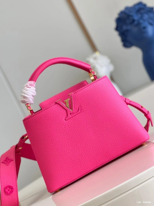 Cheap LOUIS VUITTON CAPUCINES BB 0812